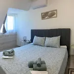 Fil شقة بورغاس